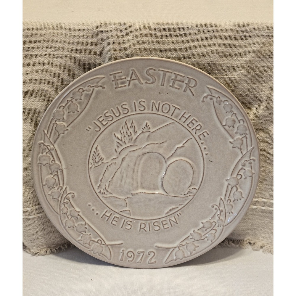Vintage Frankoma Pottery Tulsa Easter He Is Risen Decorative Plate 7.5"D